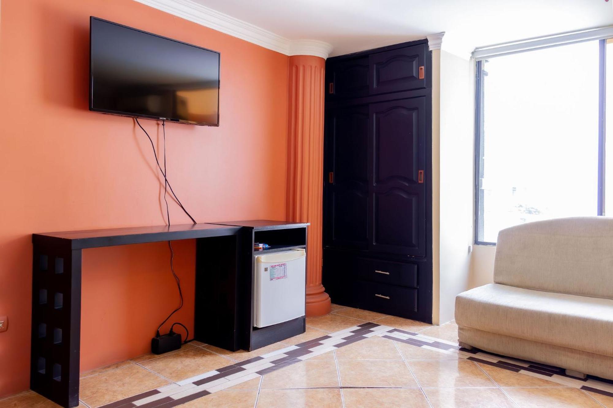 Hostal Antares Manta Exteriér fotografie