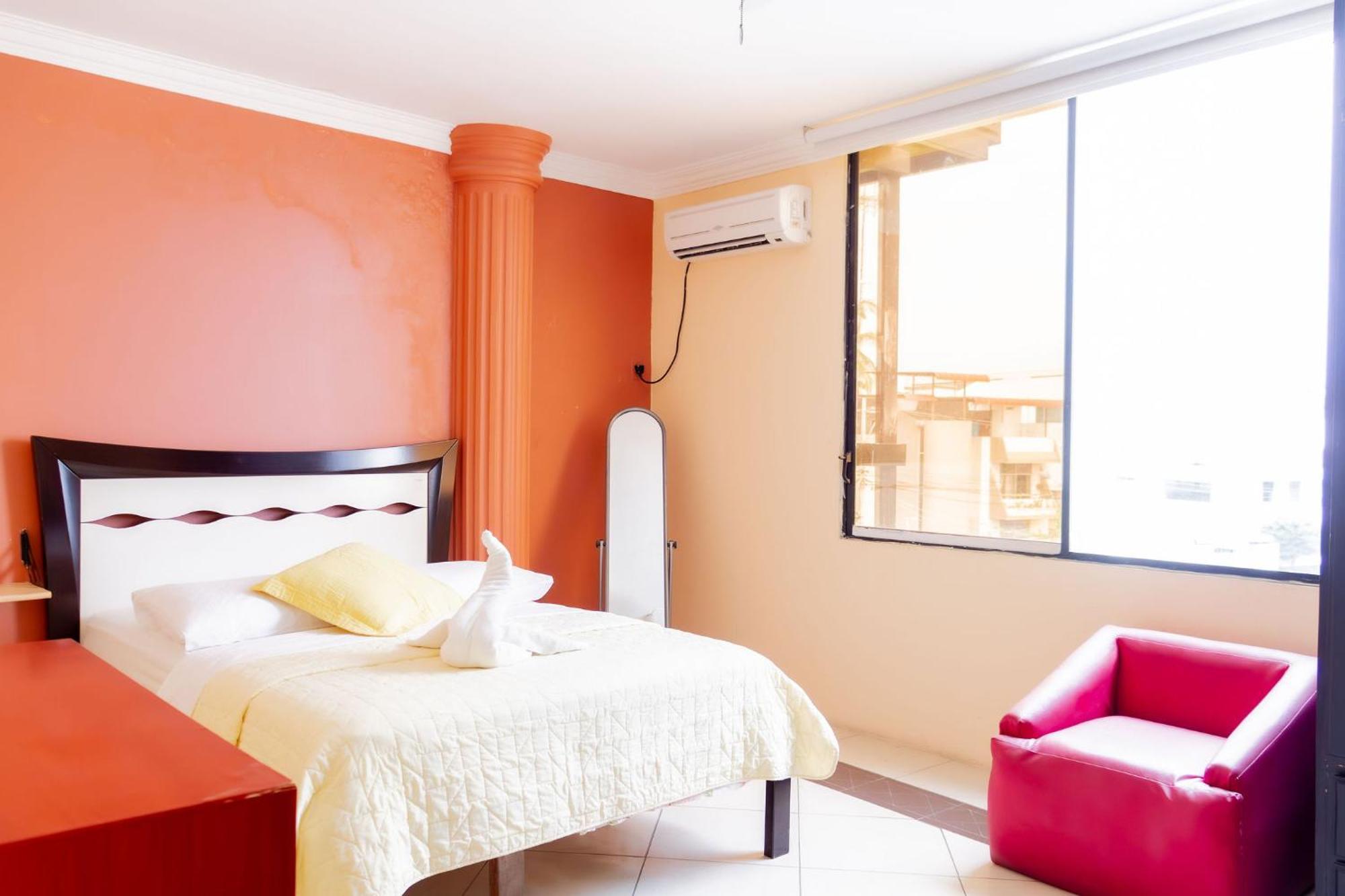 Hostal Antares Manta Exteriér fotografie