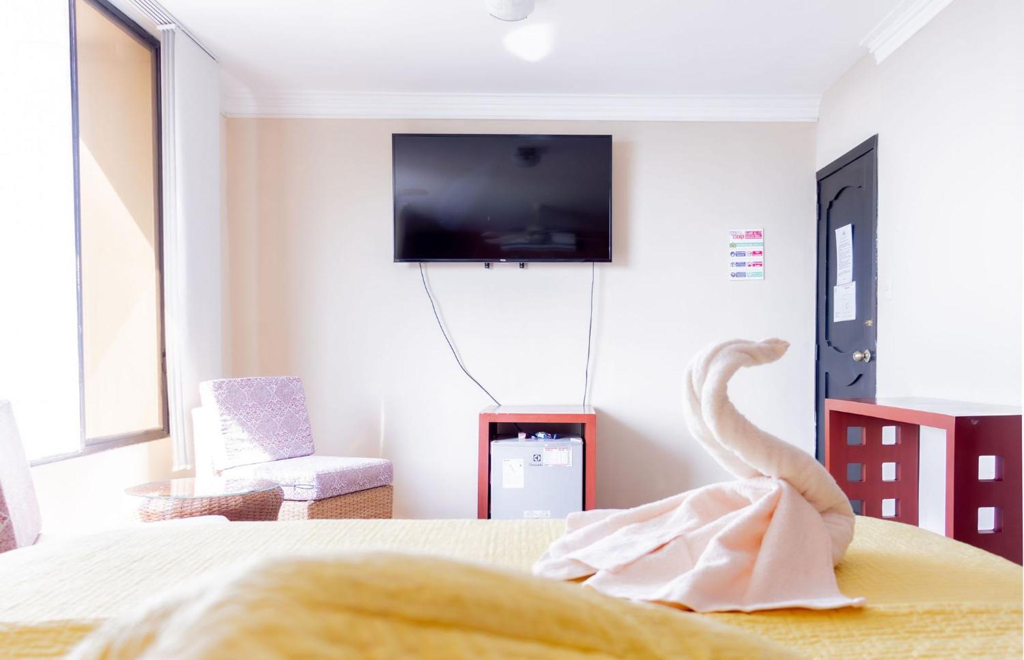 Hostal Antares Manta Exteriér fotografie