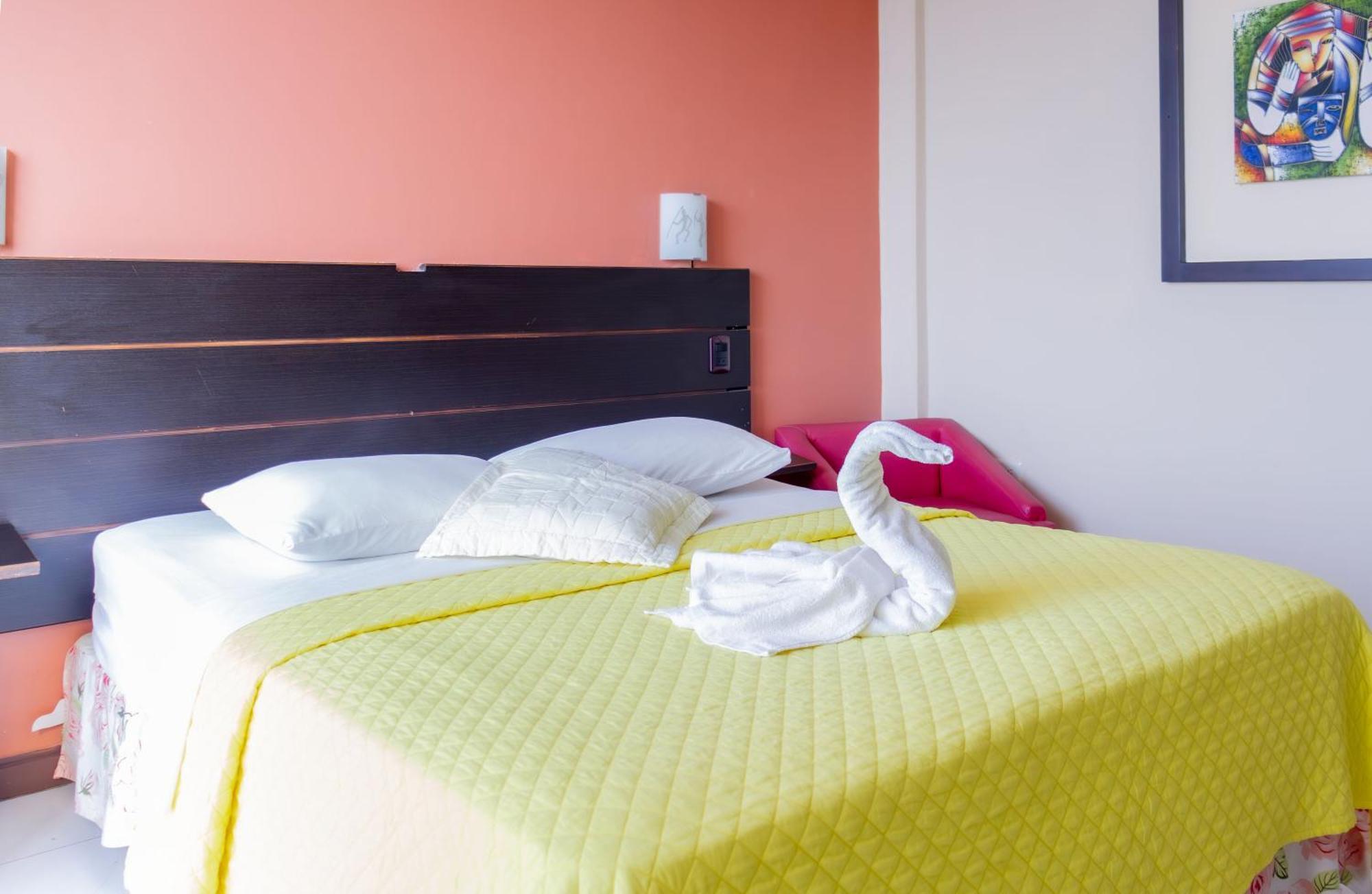 Hostal Antares Manta Exteriér fotografie
