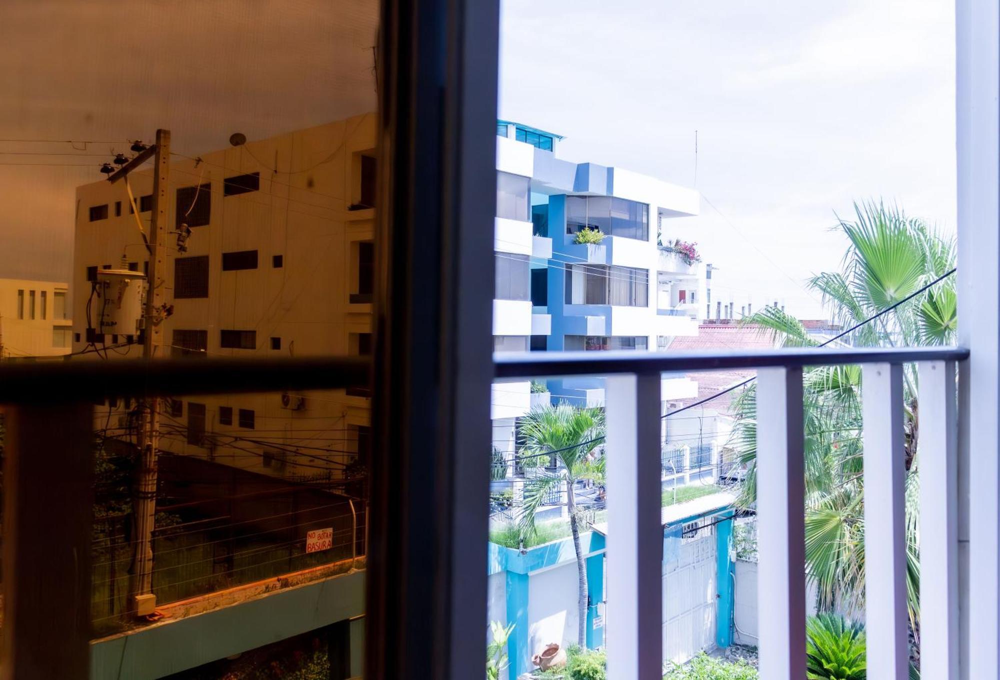 Hostal Antares Manta Exteriér fotografie
