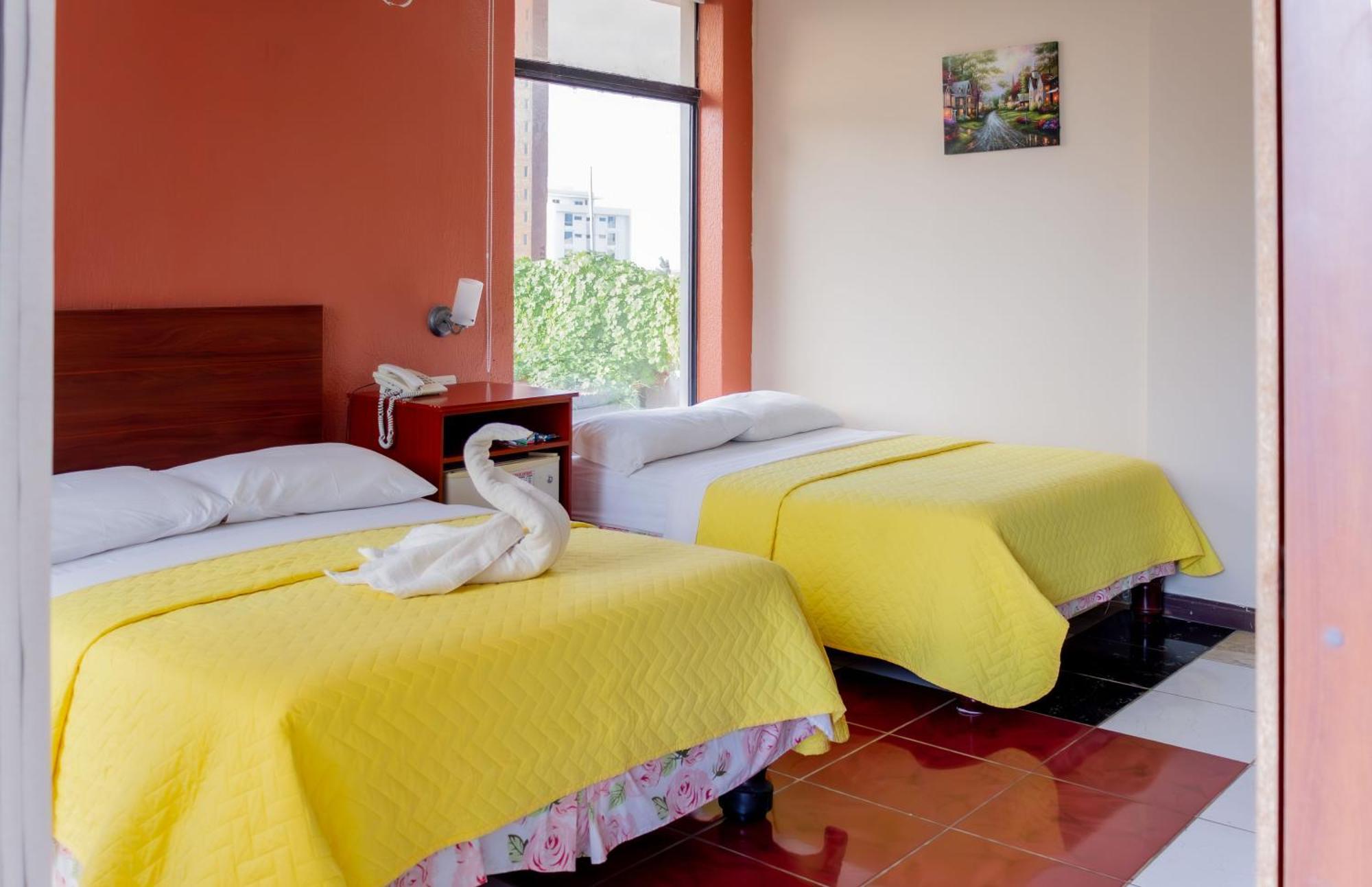 Hostal Antares Manta Exteriér fotografie