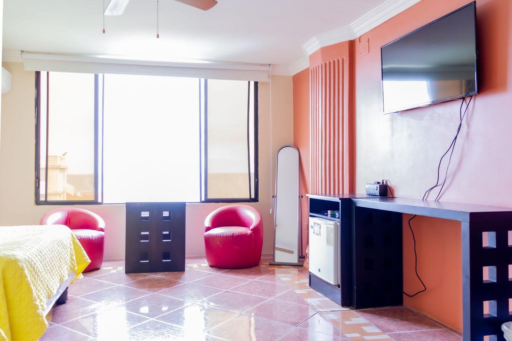 Hostal Antares Manta Exteriér fotografie